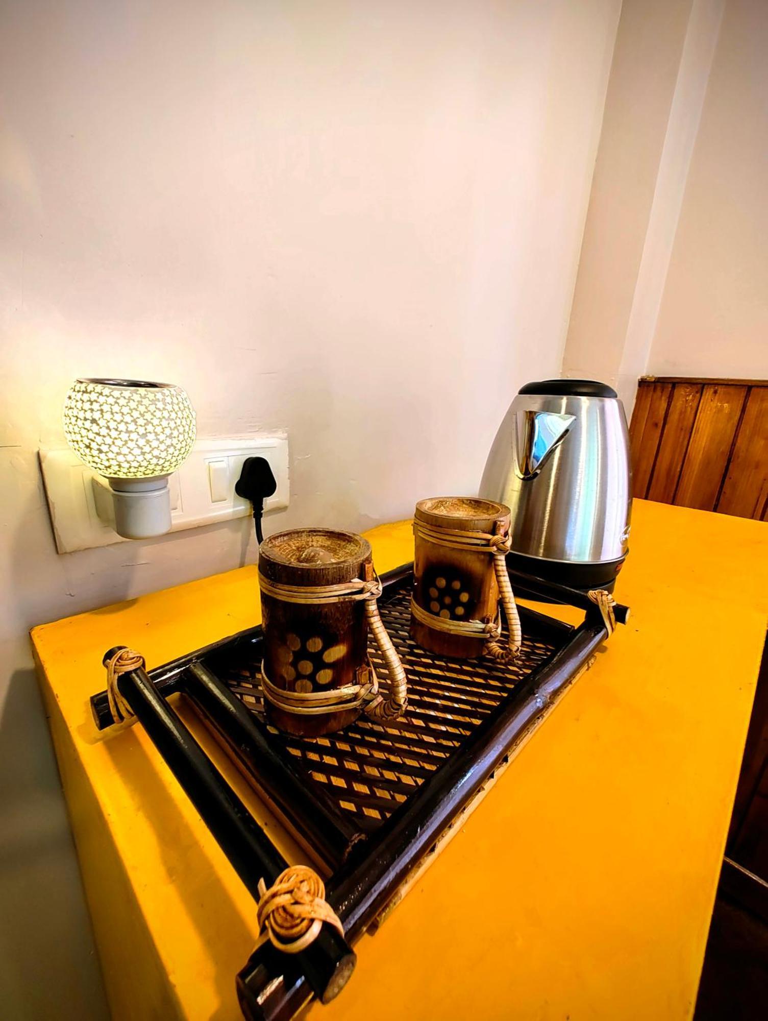 דרג'ילינג Hidden Monkey Backpackers Darjeeling, Batasia מראה חיצוני תמונה